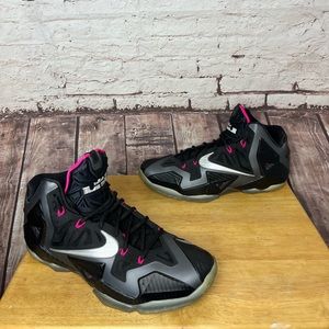 Lebron 11 Miami Nights size 11.5